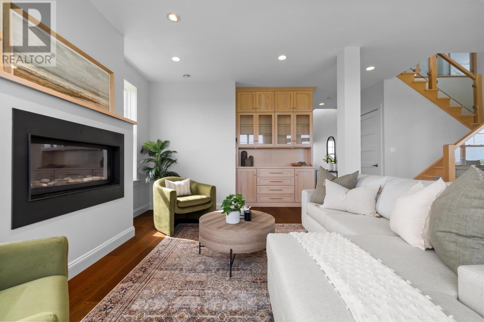 344 MacMillan Point Road - 10