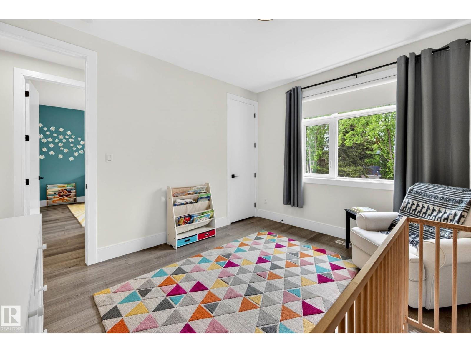 11743 83 AV NW - 35