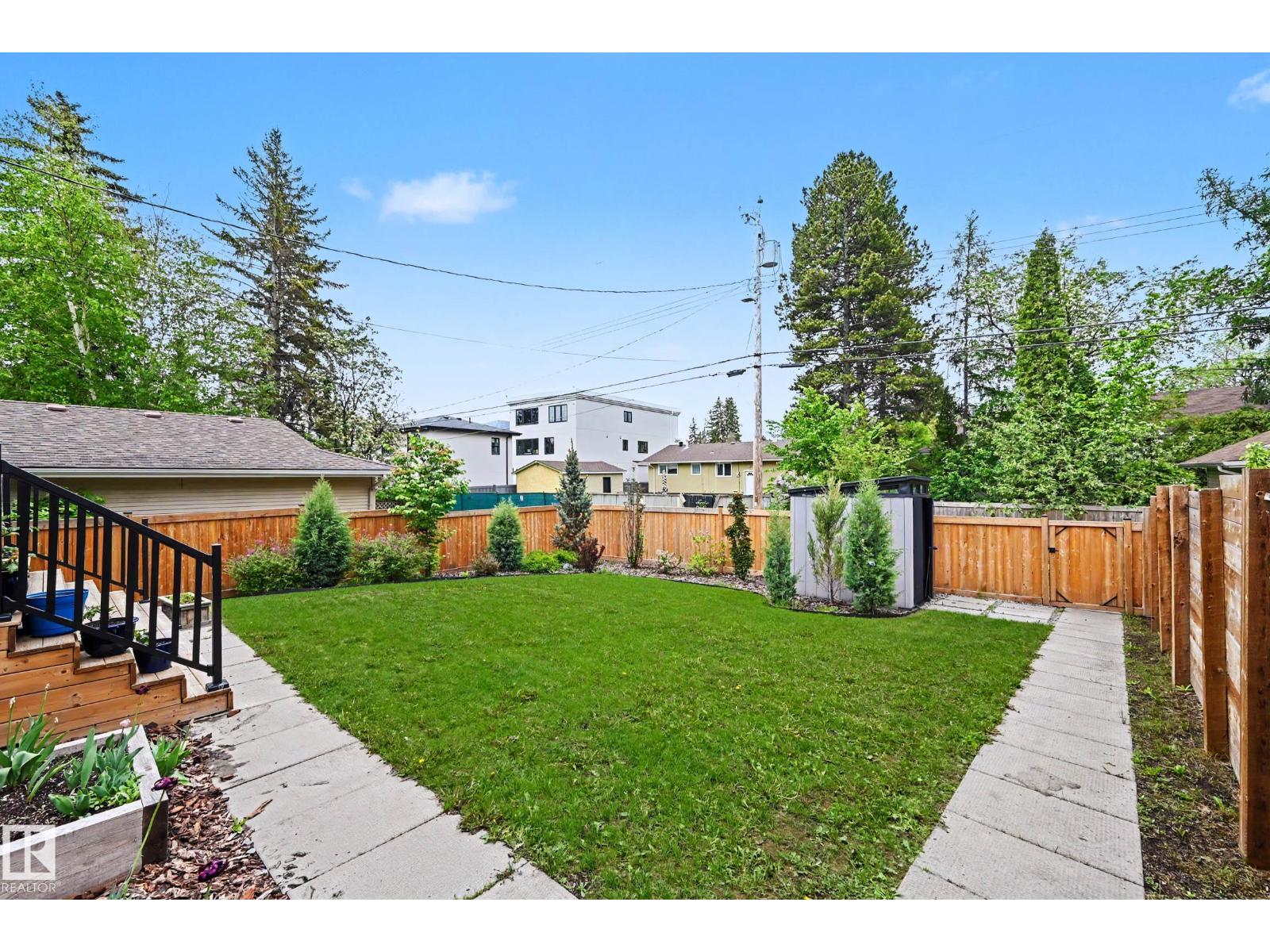 11743 83 AV NW - 51