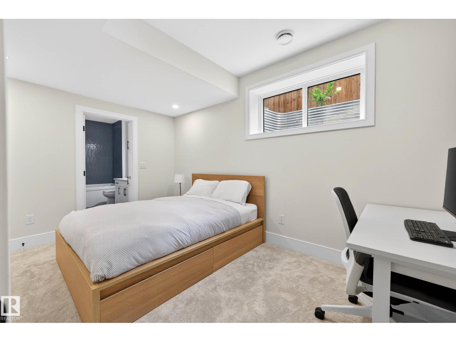 11743 83 AV NW - 45