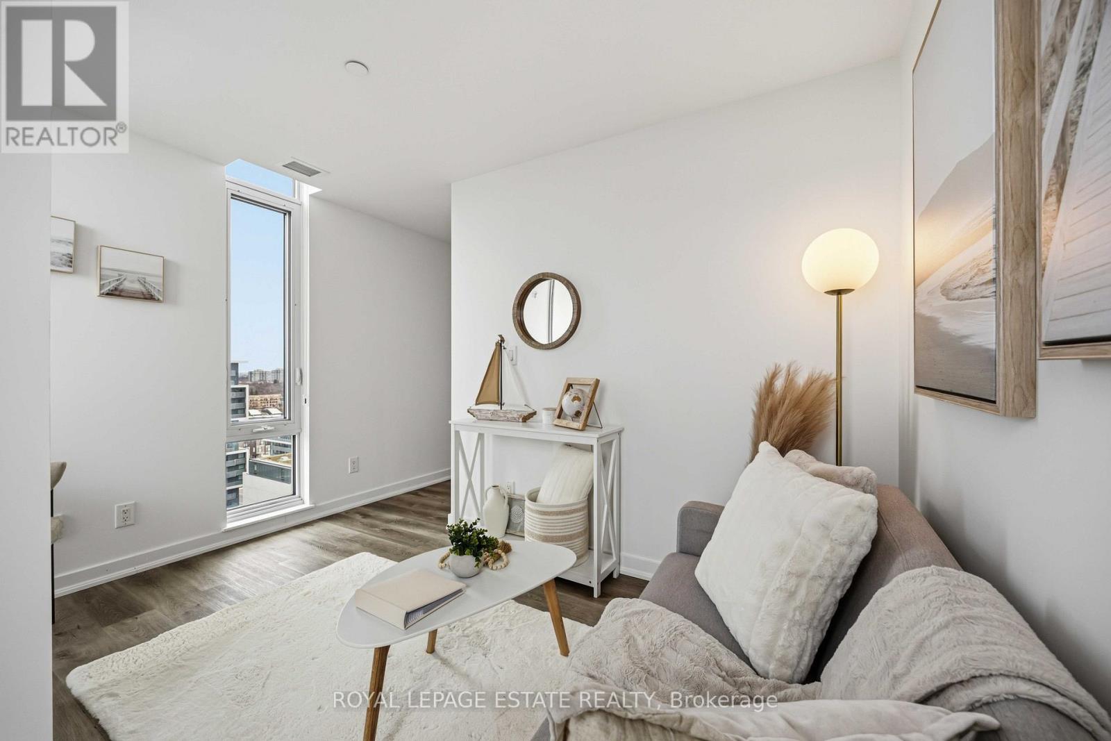 #1505 160 FLEMINGTON ROAD - 7