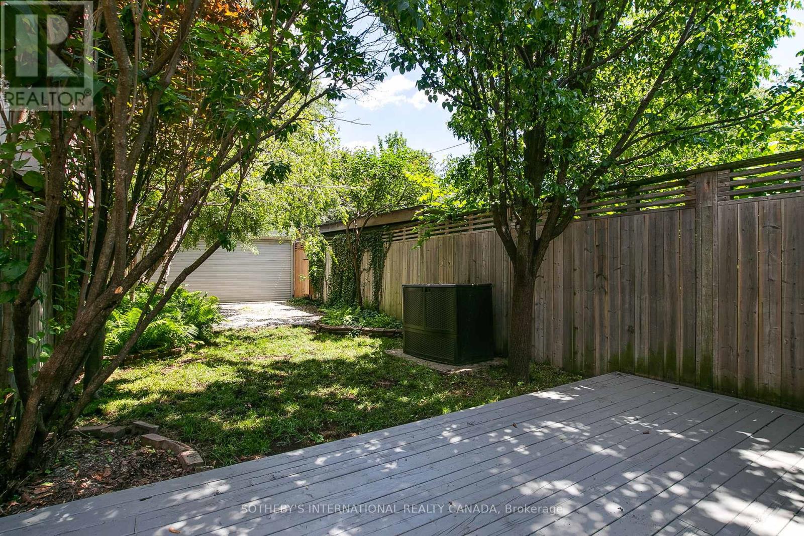 221 BOOTH AVENUE - 35