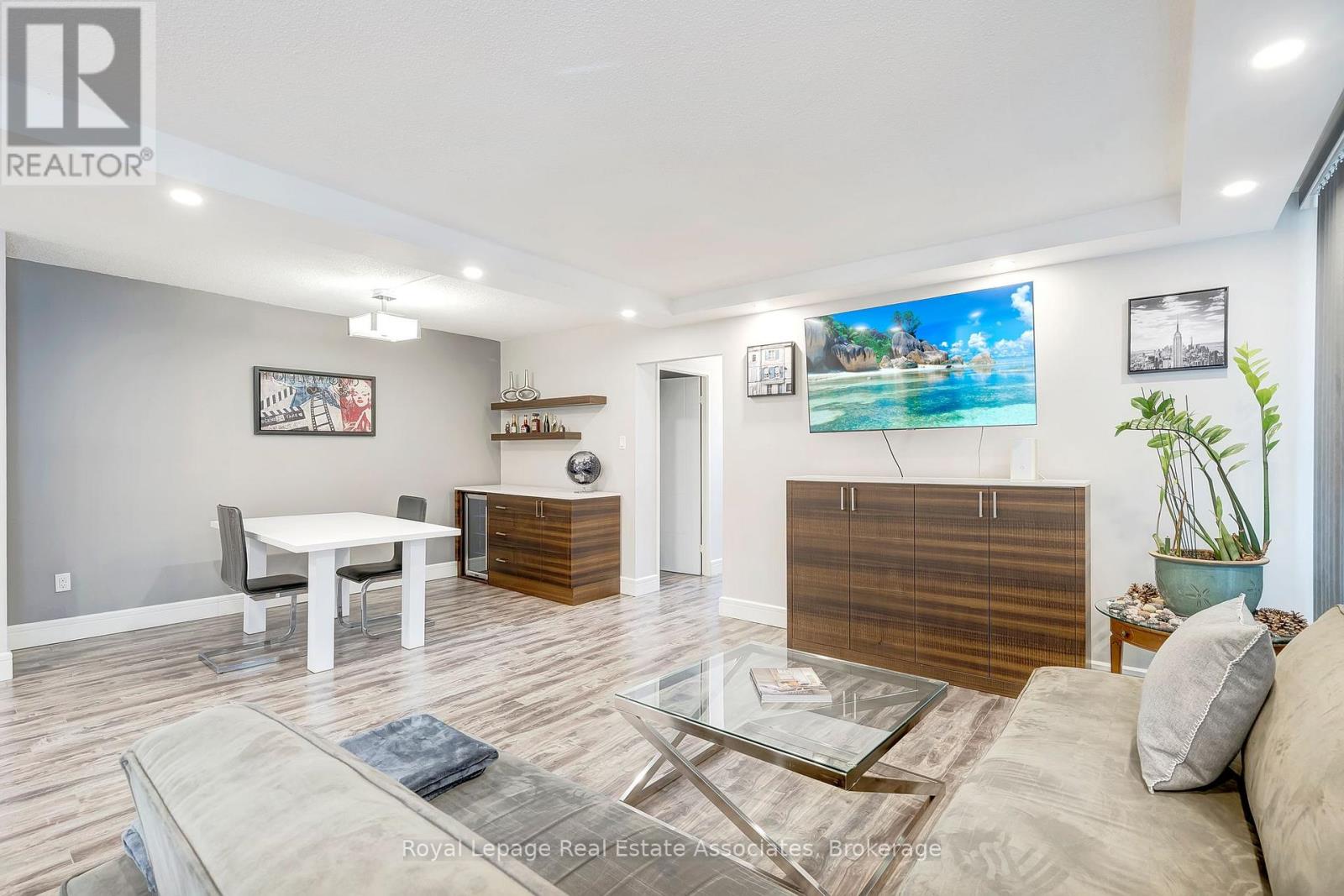 #1406 335 MILL ROAD - 11