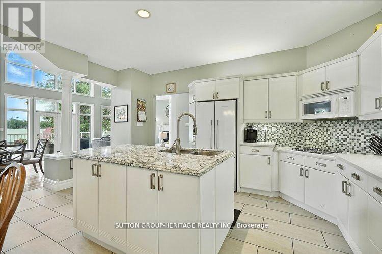 400 FRONT STREET W - 22
