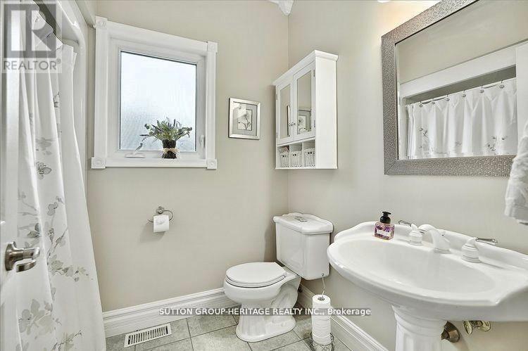 400 FRONT STREET W - 33