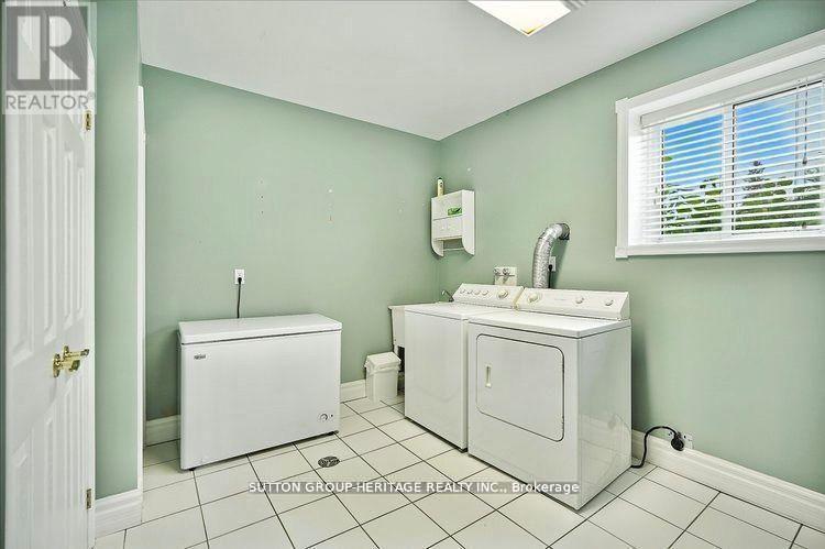 400 FRONT STREET W - 44