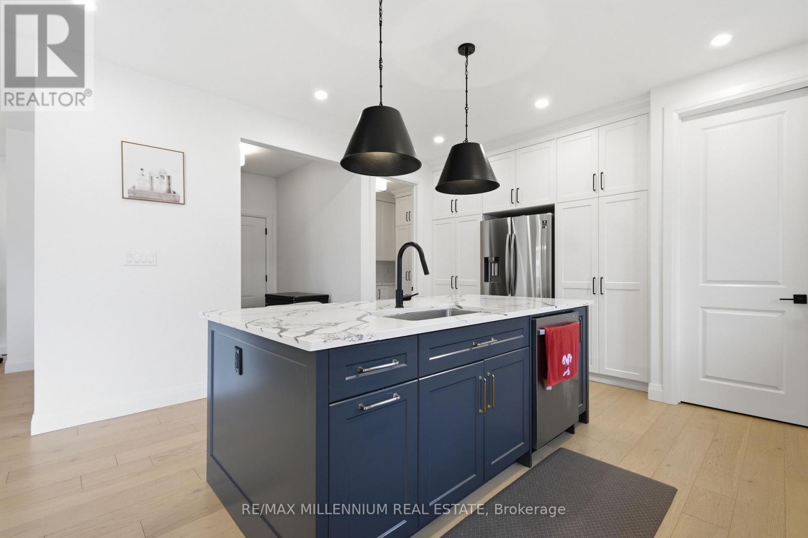 332 CHRISTINE AVENUE - 13