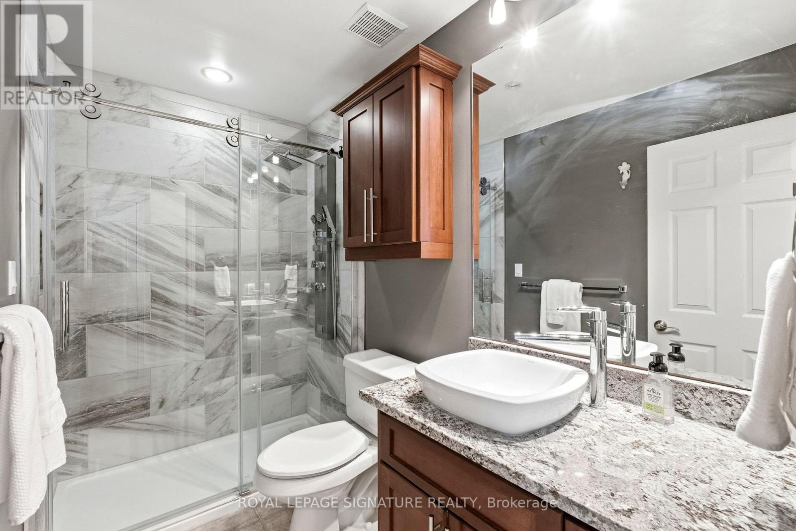 114 LAKEHURST STREET - 22