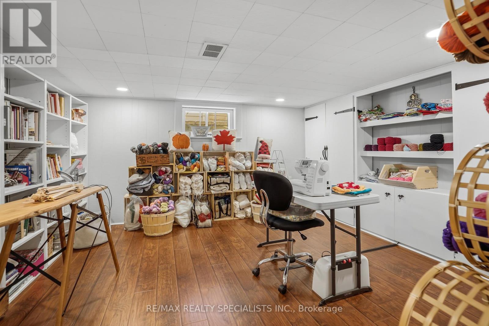 11 KINGSWAY BOULEVARD - 44