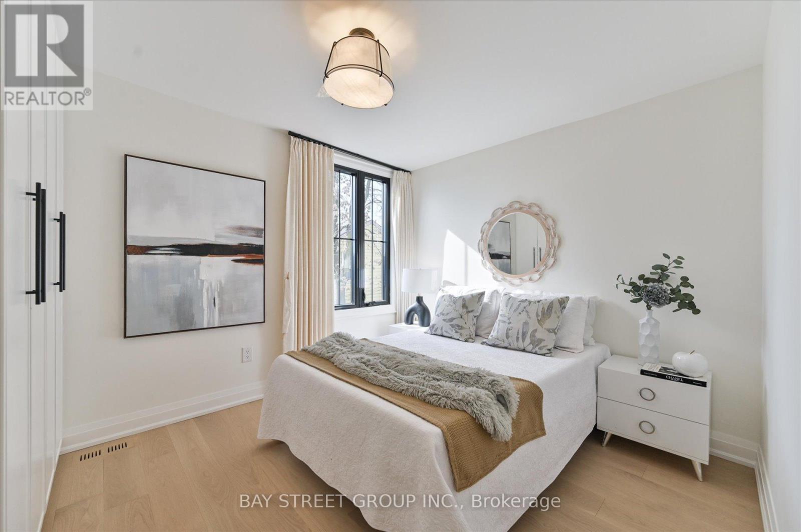 547 EASTERN AVENUE - 23