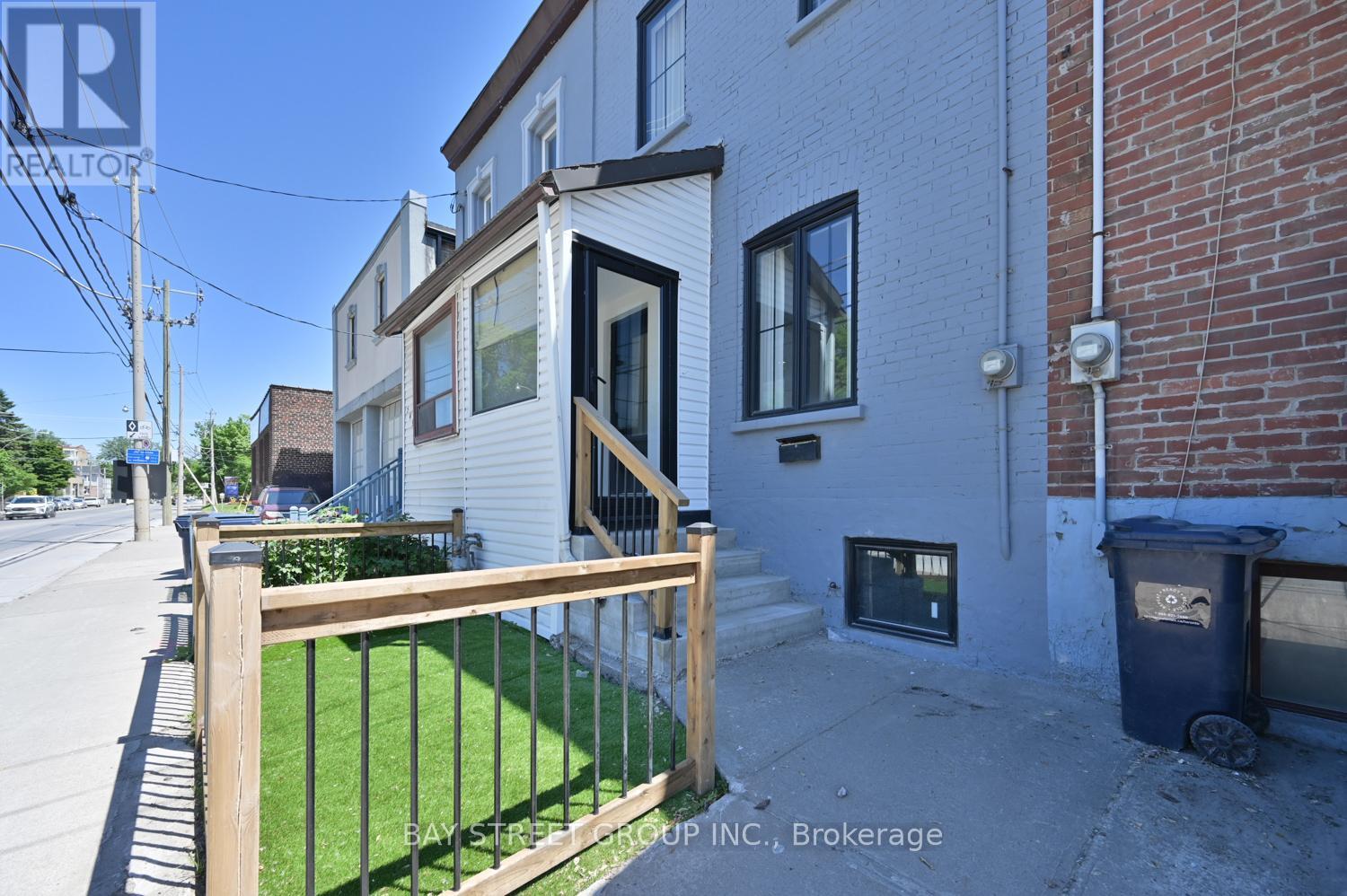 547 EASTERN AVENUE - 27