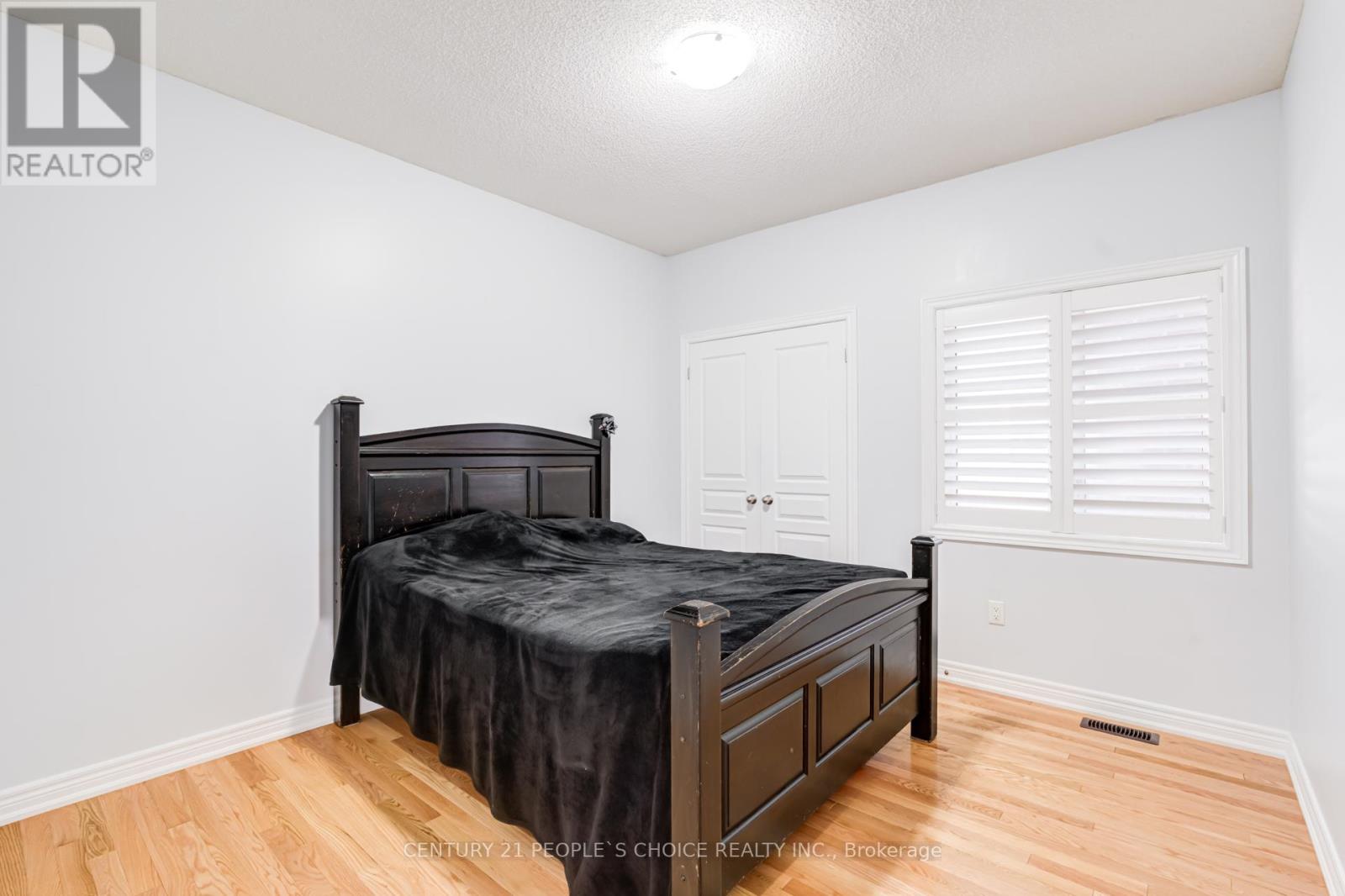 257 EAST'S CORNERS BOULEVARD - 32