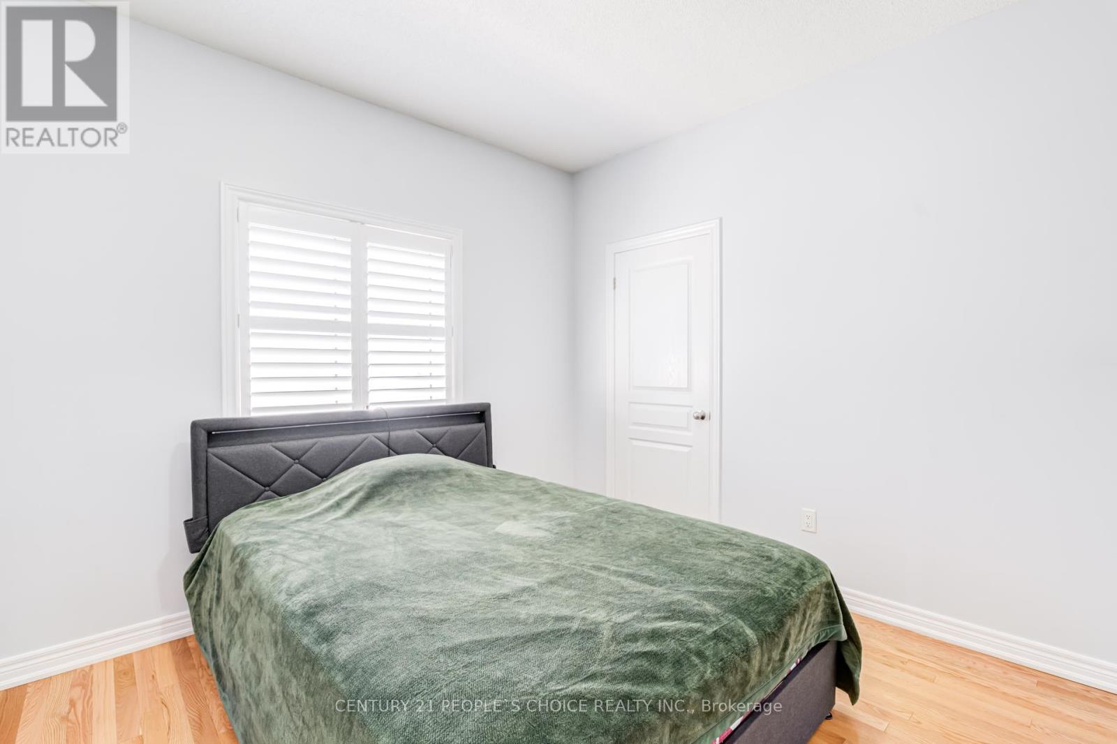 257 EAST'S CORNERS BOULEVARD - 34
