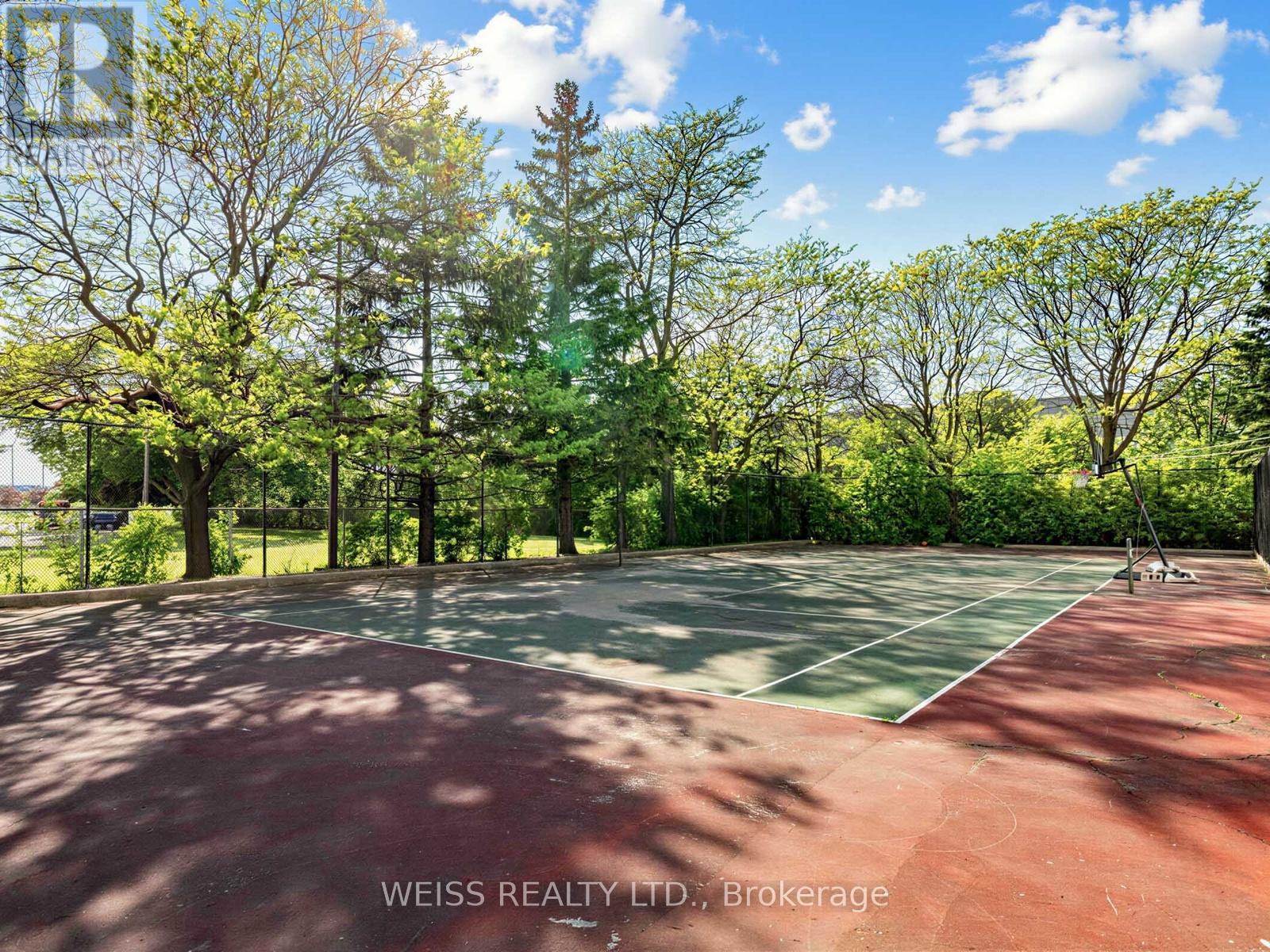 #1405 150 NEPTUNE DRIVE - 39