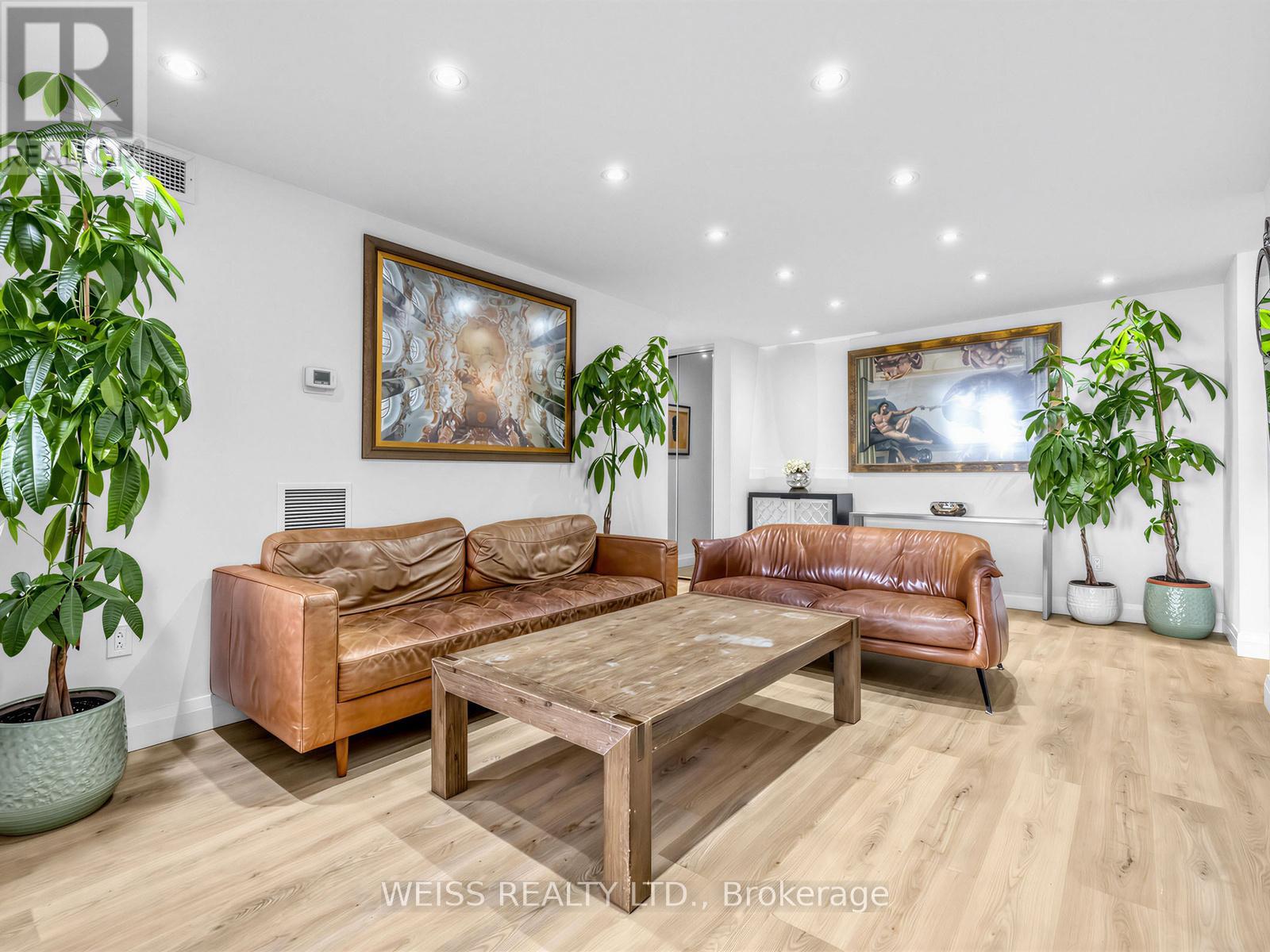 #1405 150 NEPTUNE DRIVE - 14