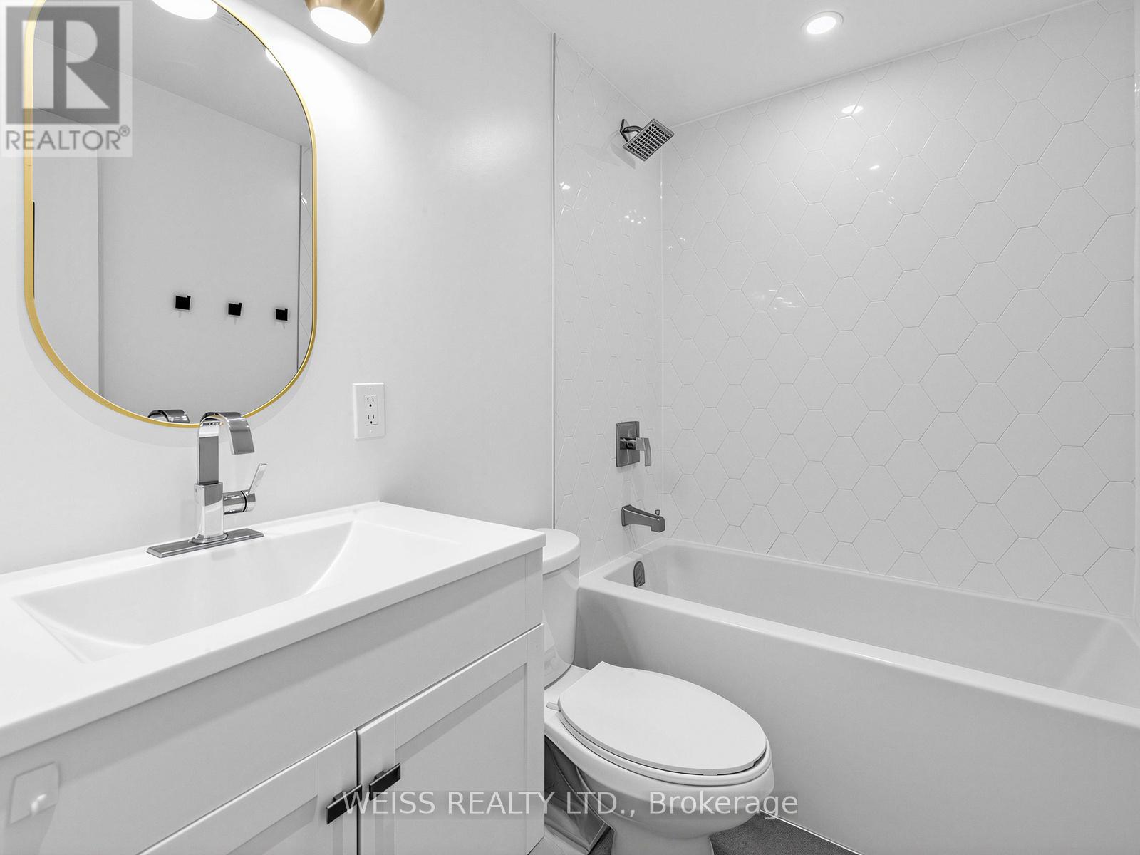 #1405 150 NEPTUNE DRIVE - 20