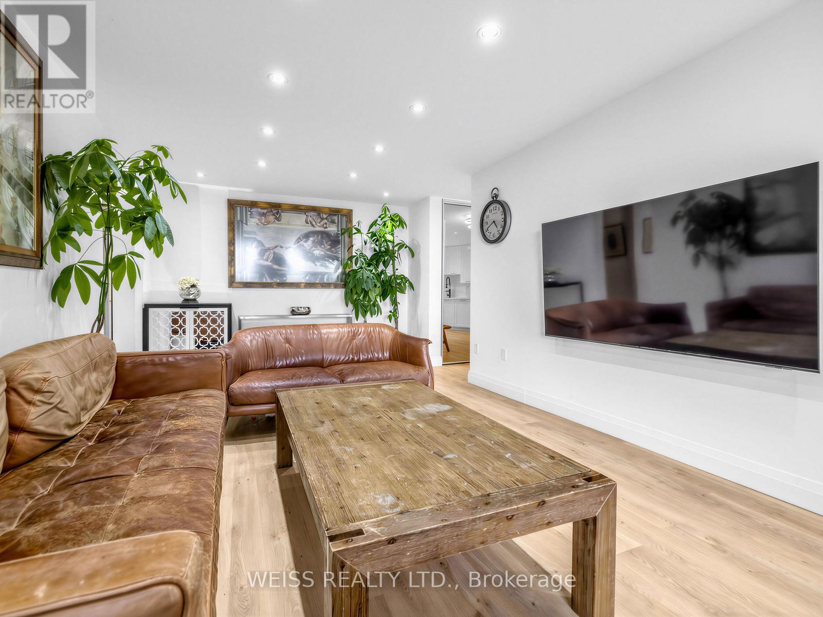 #1405 150 NEPTUNE DRIVE - 15