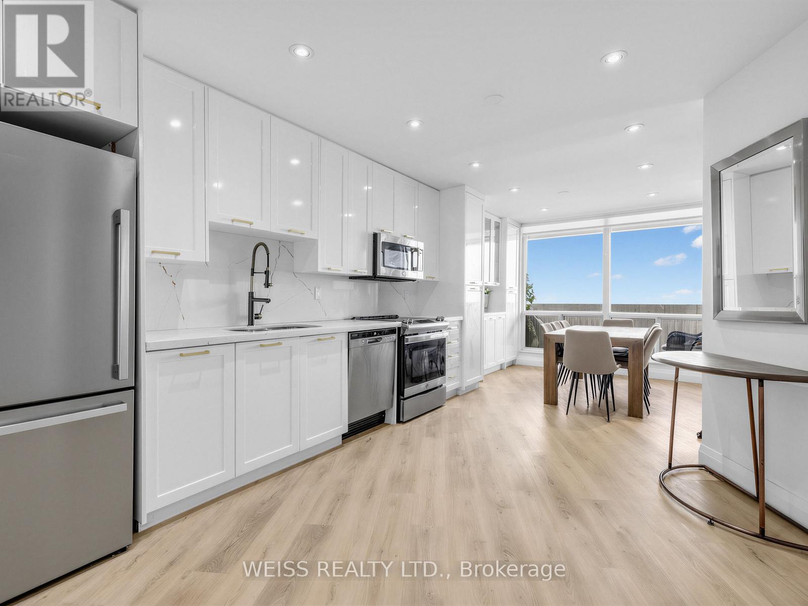 #1405 150 NEPTUNE DRIVE - 4