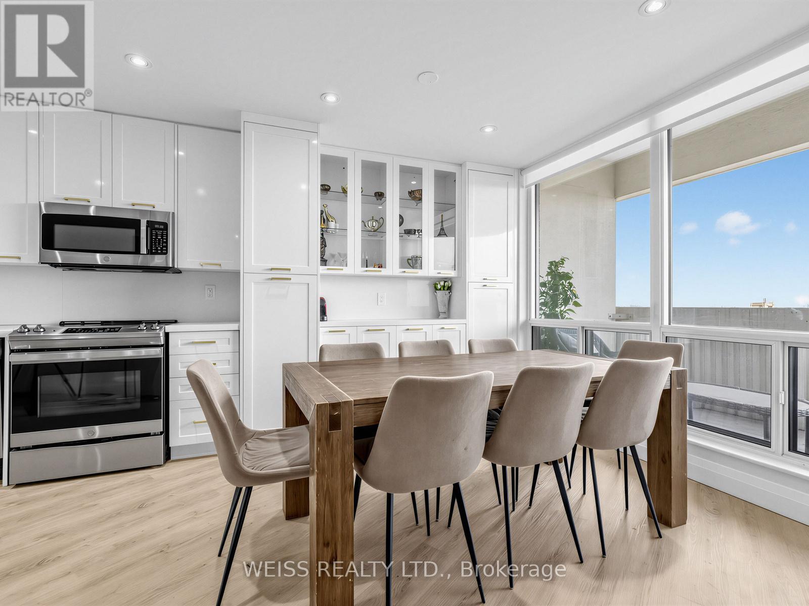 #1405 150 NEPTUNE DRIVE - 9