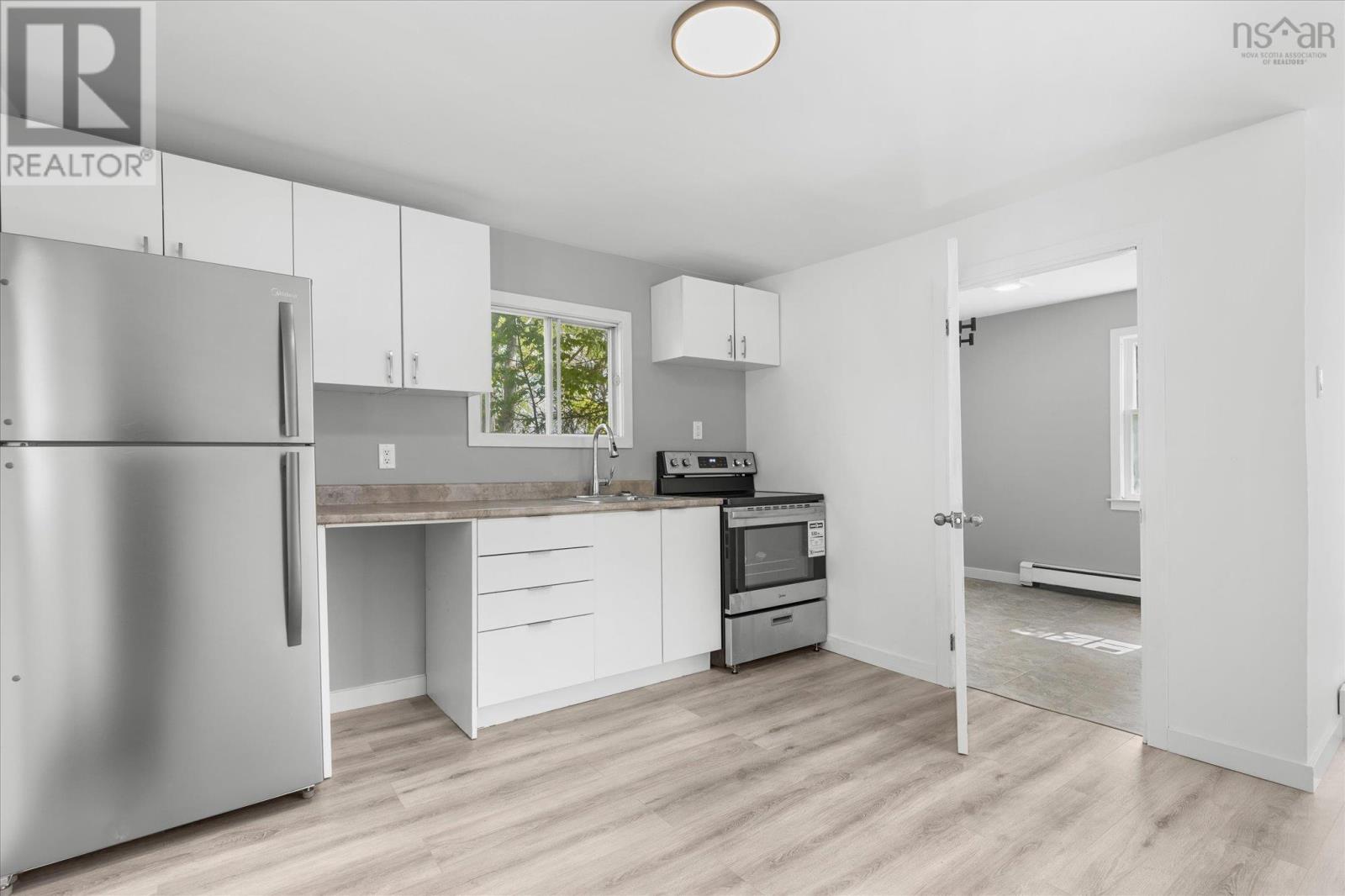 84 Lawrence Street - 7