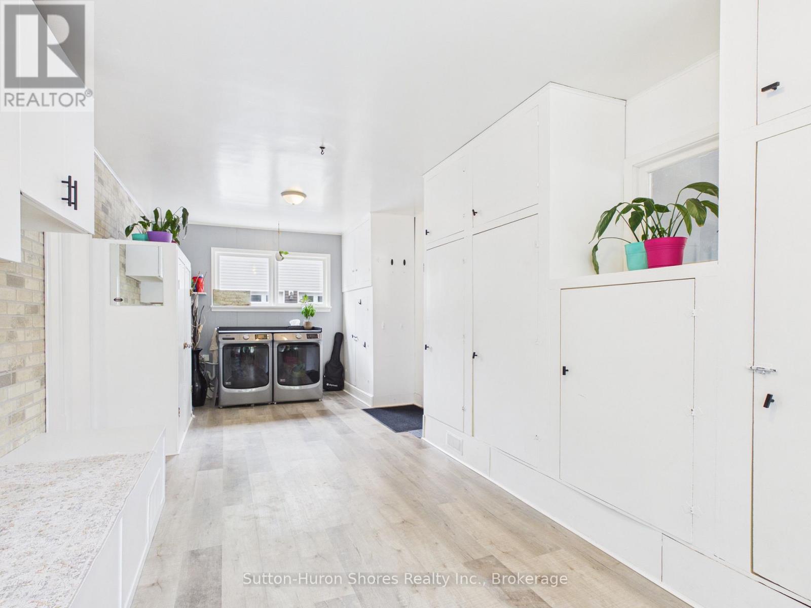 436 BRICKER STREET - 41