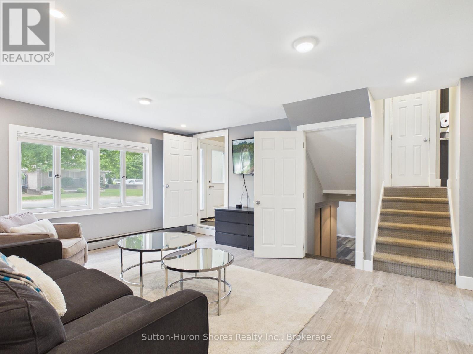 436 BRICKER STREET - 42