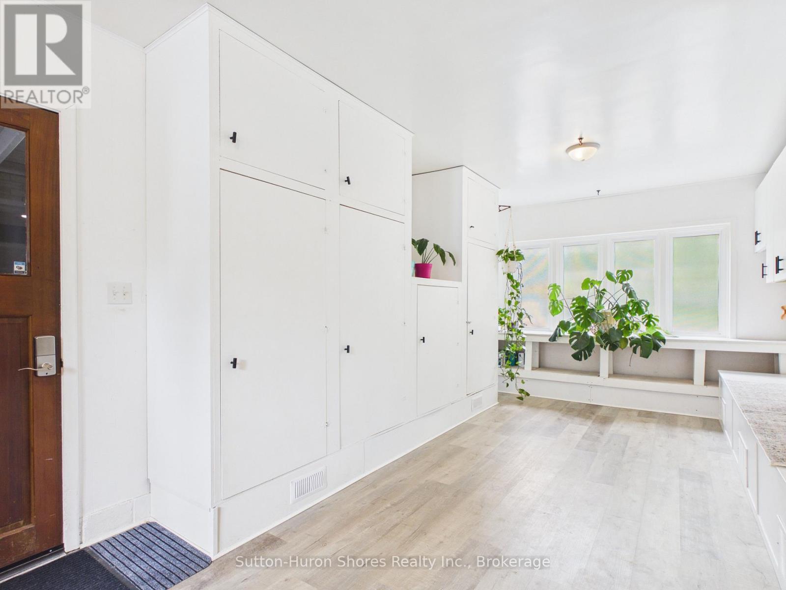 436 BRICKER STREET - 40