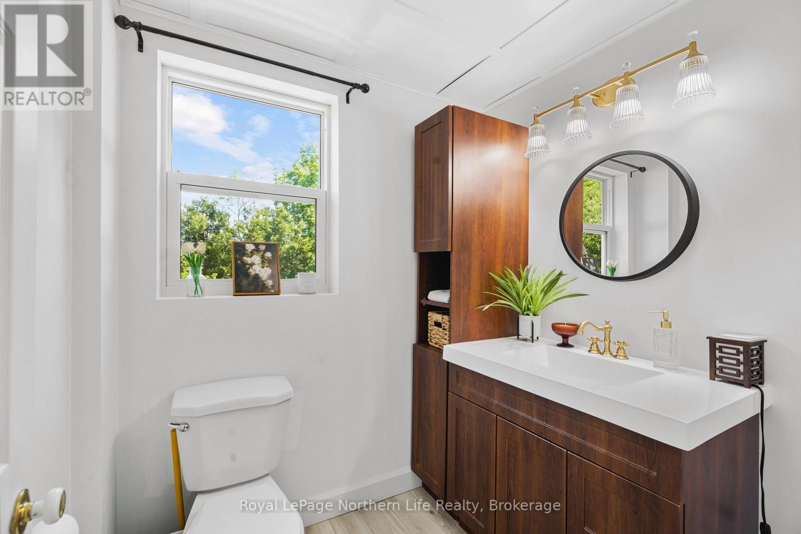 25 SPRUCE STREET - 14