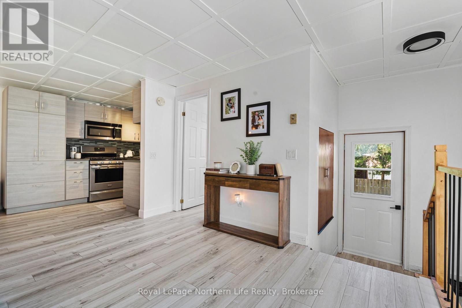 25 SPRUCE STREET - 15