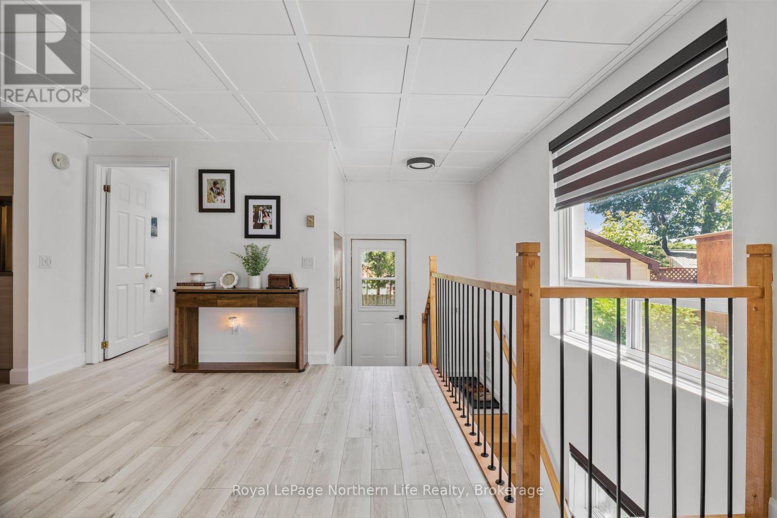 25 SPRUCE STREET - 16