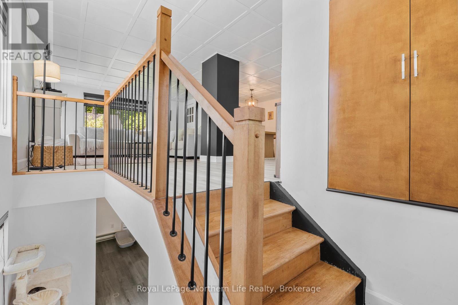 25 SPRUCE STREET - 17