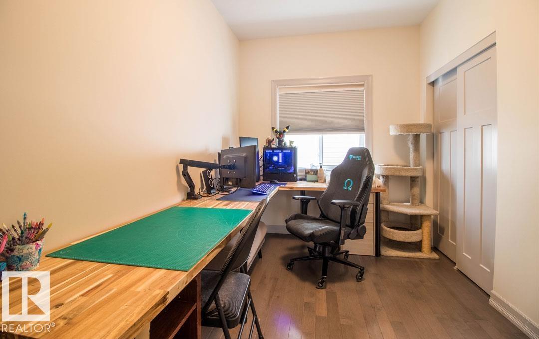 13855 143 AV NW - 7