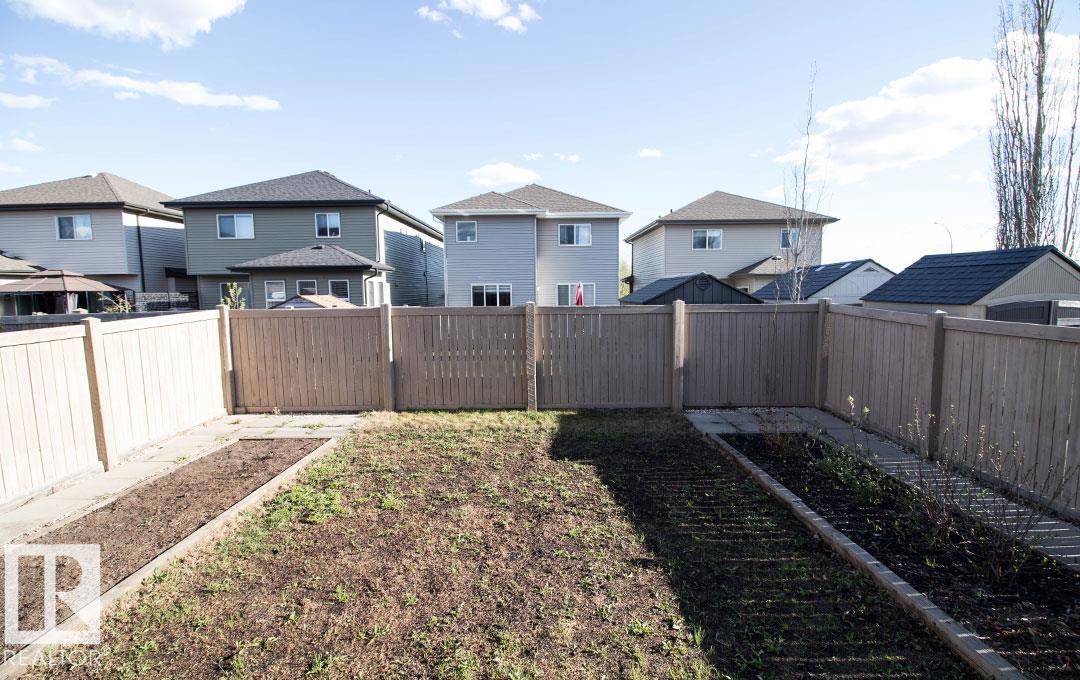 13855 143 AV NW - 50