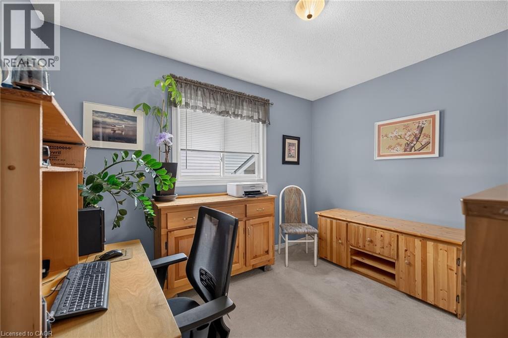 64 CALEDONIA Avenue - 22