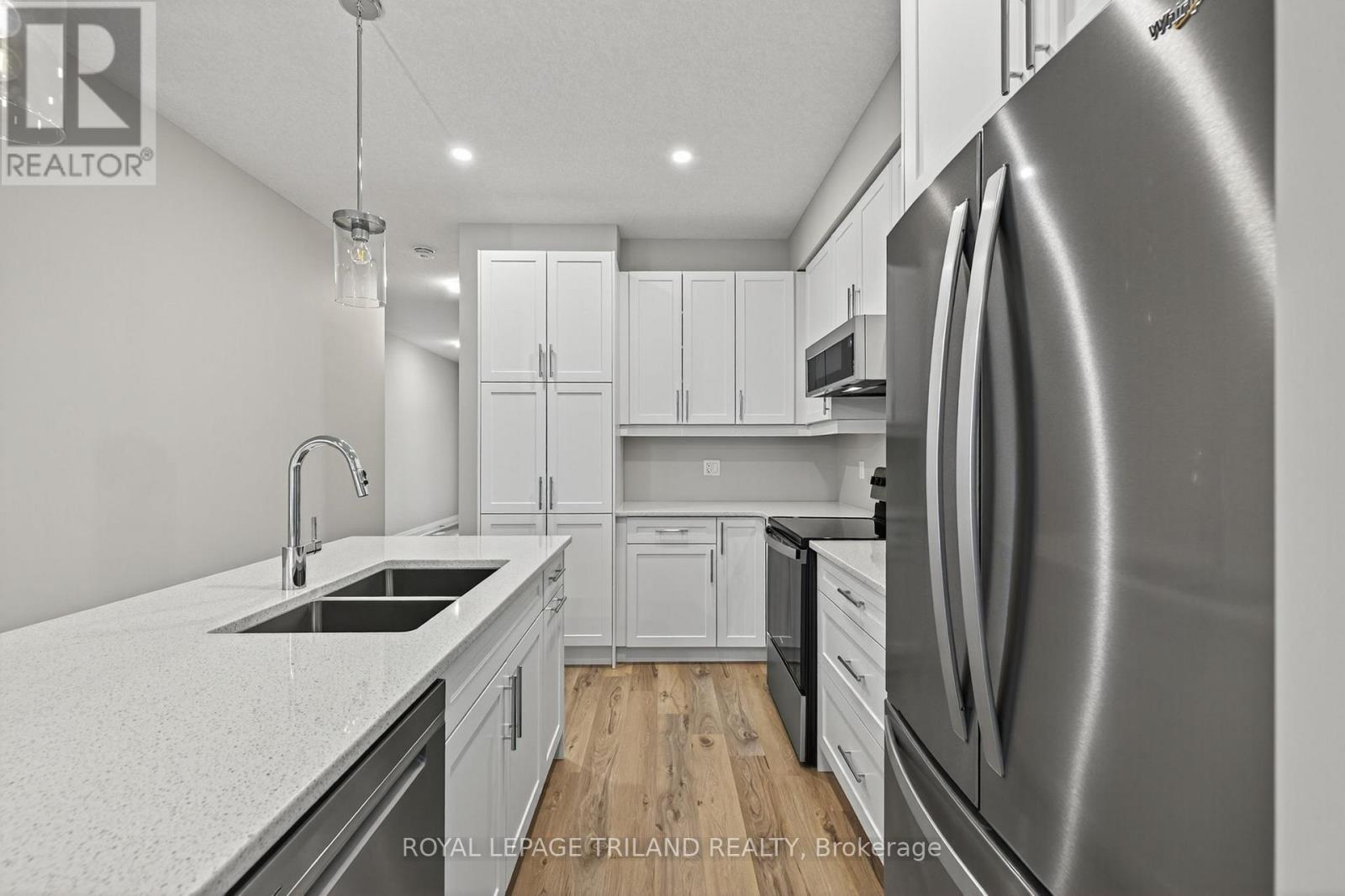 758 BANYAN LANE - 14