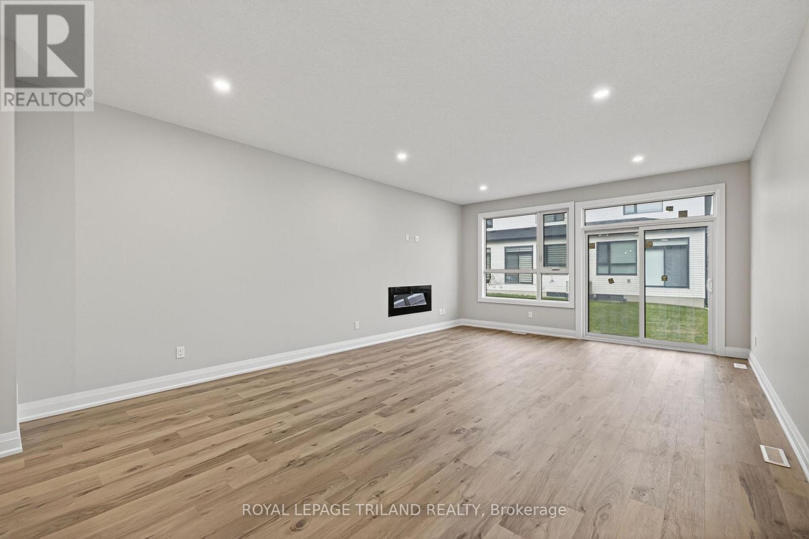 758 BANYAN LANE - 16