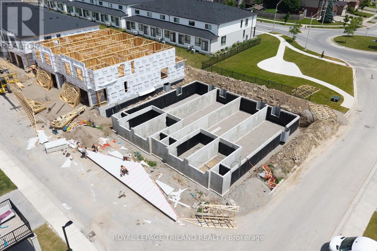 758 BANYAN LANE - 2