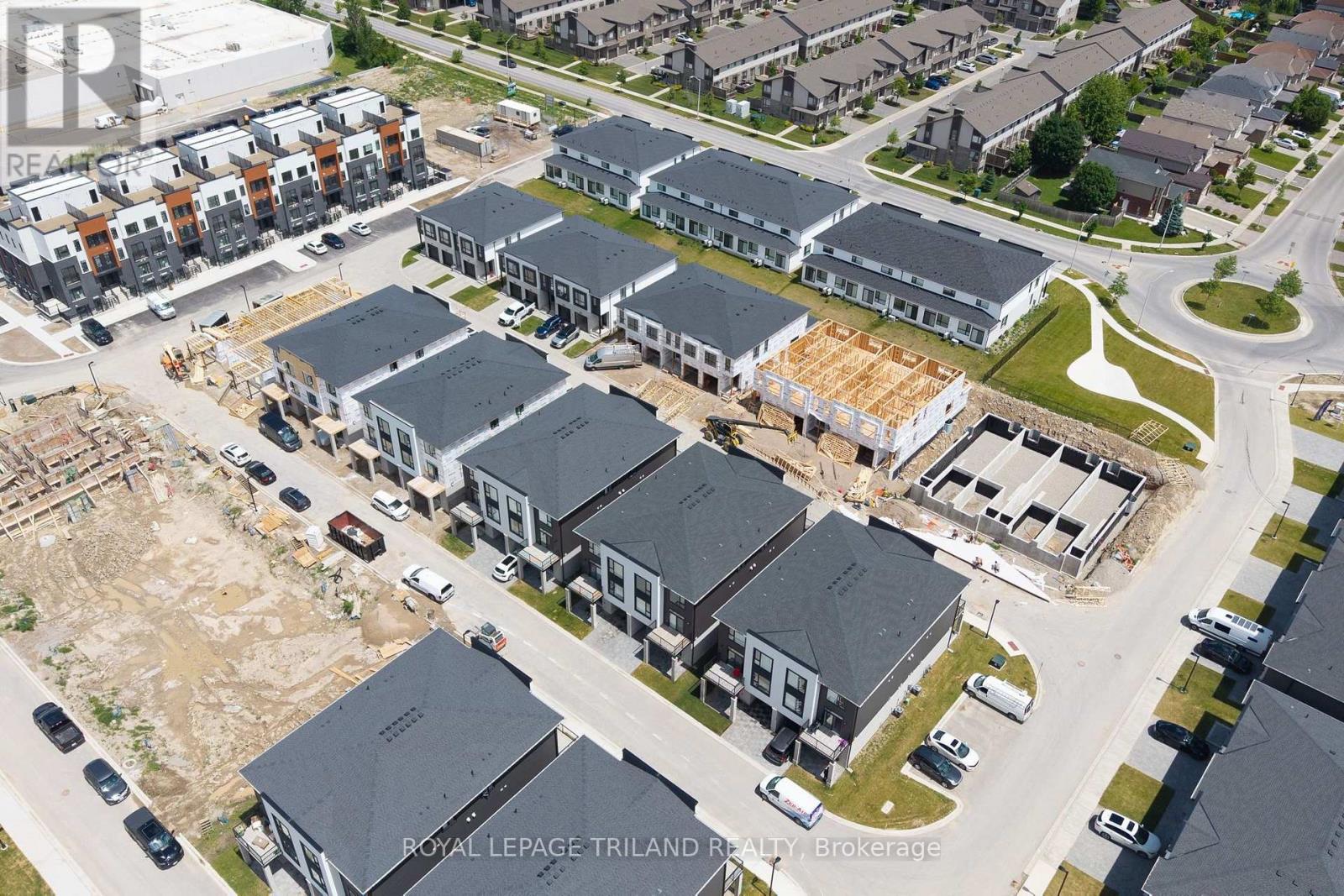 758 BANYAN LANE - 4