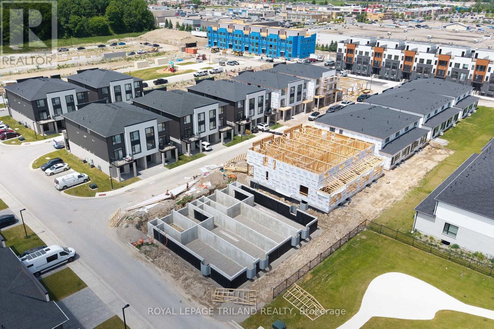 758 BANYAN LANE - 5