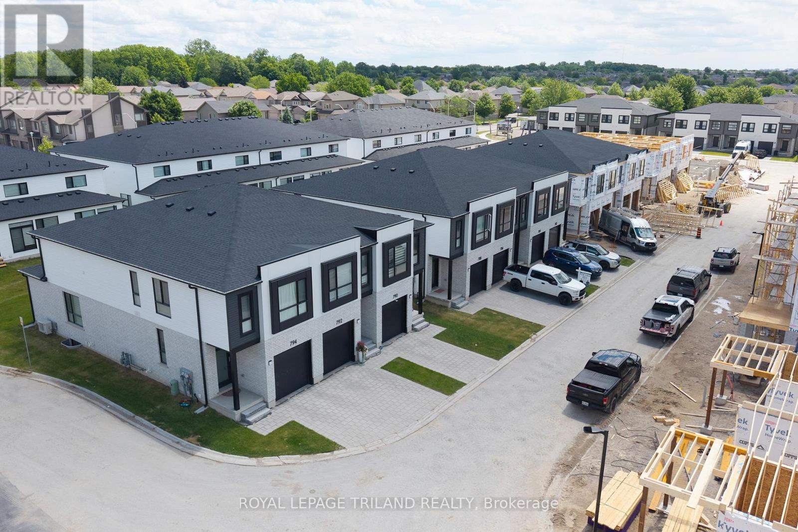 764 BANYAN LANE - 6