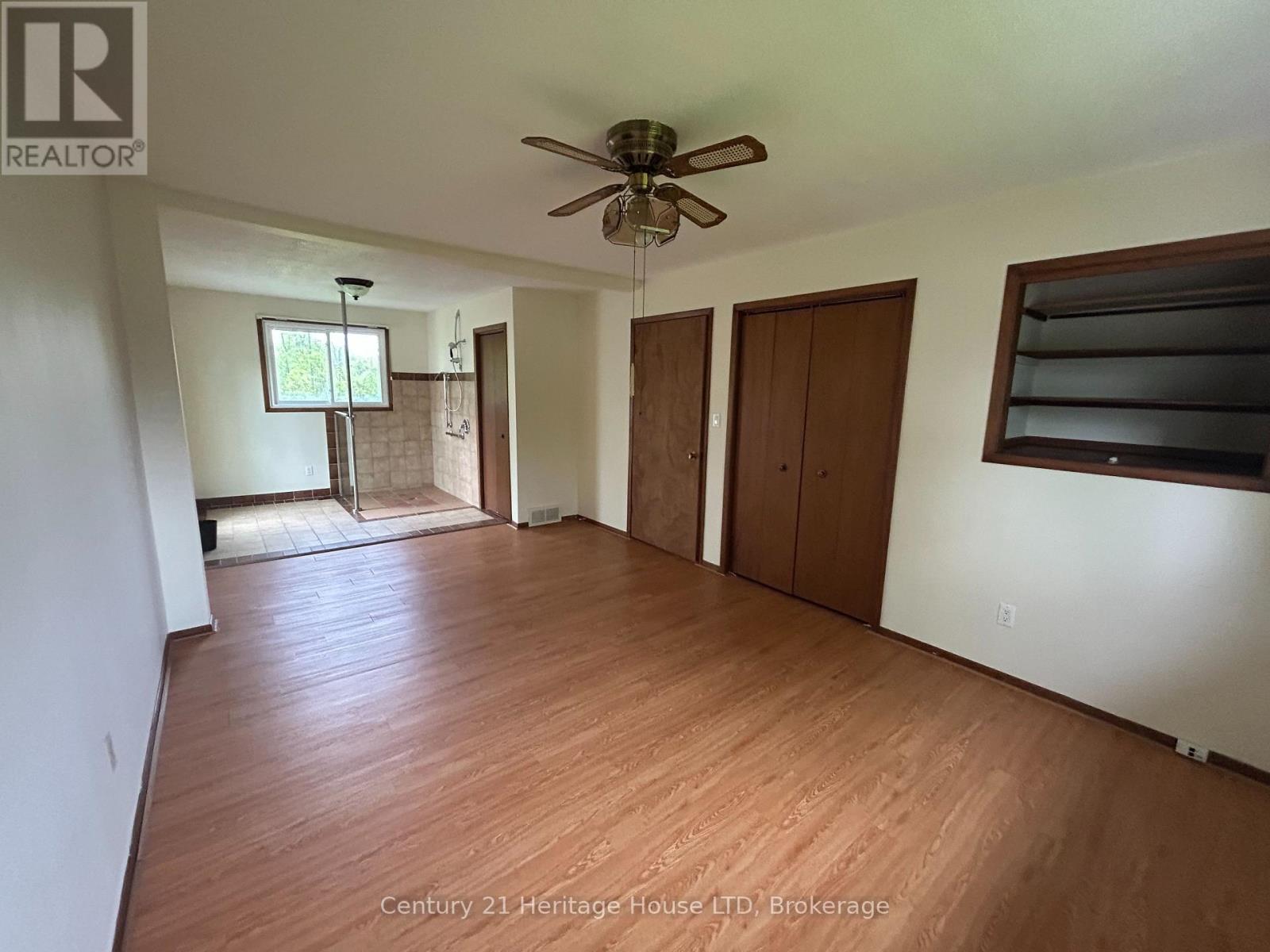 310 ALBANY STREET - 38