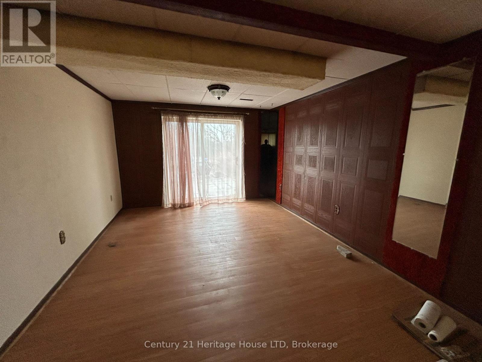 310 ALBANY STREET - 41