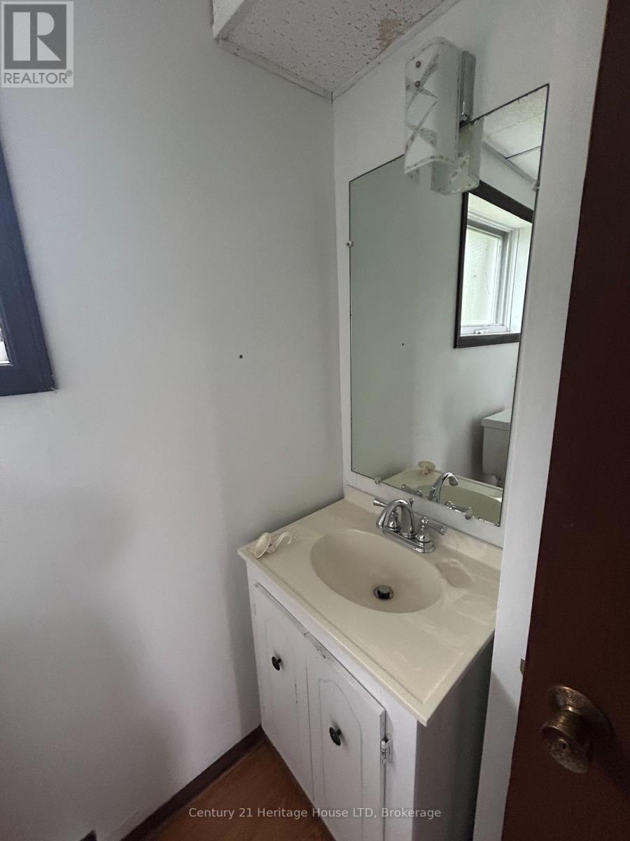 310 ALBANY STREET - 46
