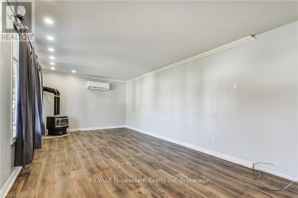 480 CAVAN STREET - 11