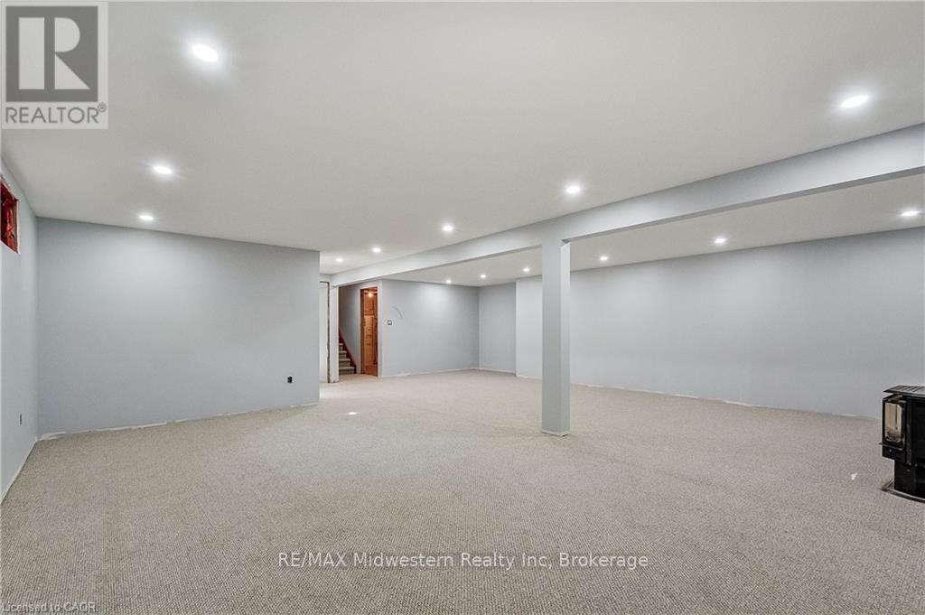 480 CAVAN STREET - 24