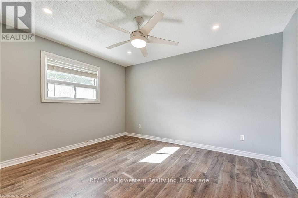 480 CAVAN STREET - 27