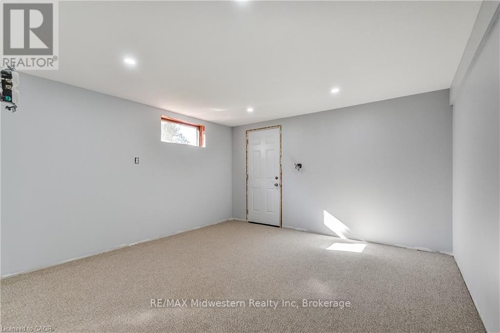 480 CAVAN STREET - 29