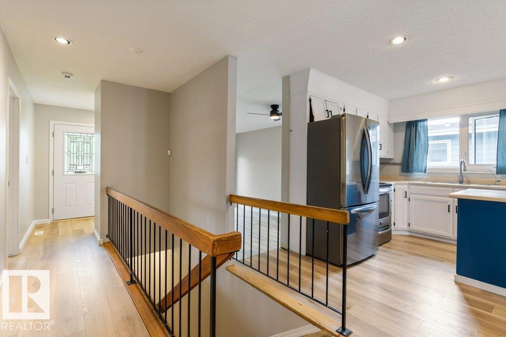 2016 82 ST NW - 13