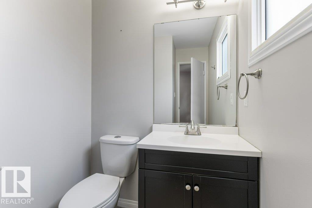 2016 82 ST NW - 29