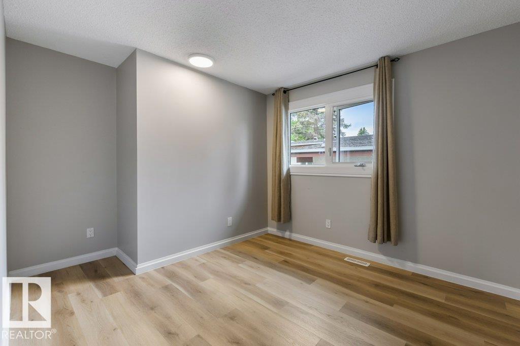 2016 82 ST NW - 30